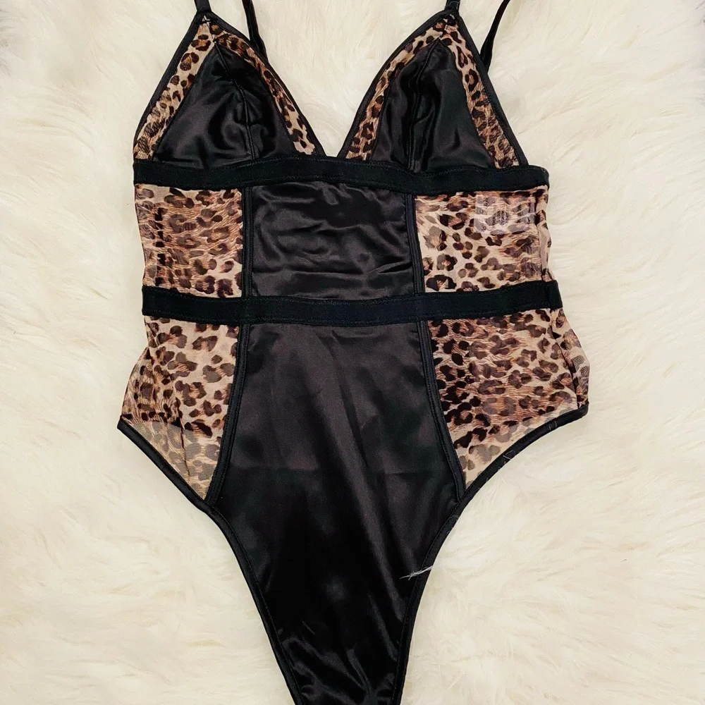 Loungeable Leopard Print BodySuit - Picture 2 of 4